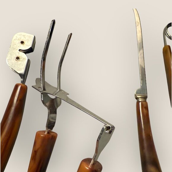 Vintage Brown Bakelite Utensil Set 1950s Tongs Knife Sharpener Fork - Picture 7 of 13